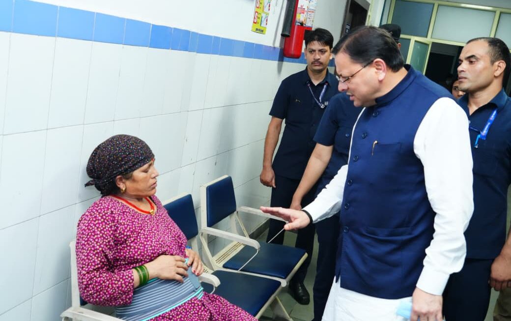 मुख्यमंत्री धामी के निर्देश पर दो दिन के भीतर, दून अस्पताल में बढ़ी सुविधाएं।