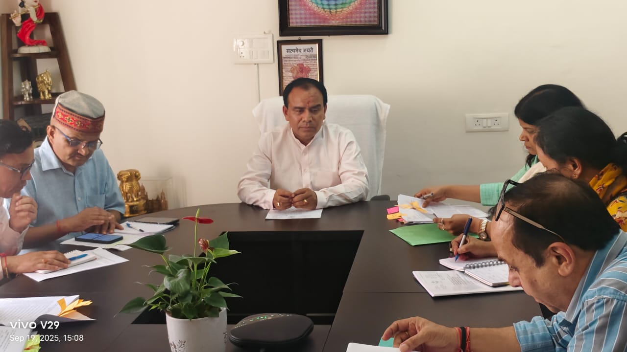 कोर्ट को सौंपी जायेगी शिक्षकों की वरिष्ठता सूची, डॉः धन सिंह रावत।