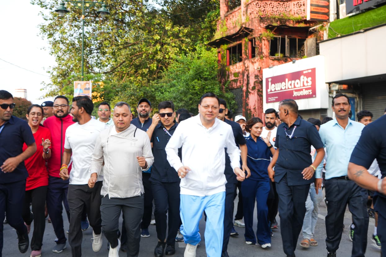 मुख्यमंत्री पुष्कर धामी ने सेवा पखवाड़ा’ कार्यक्रम के अंतर्गत, आयोजित ‘नमो युवा रन’ का किया फ्लैग ऑफ।