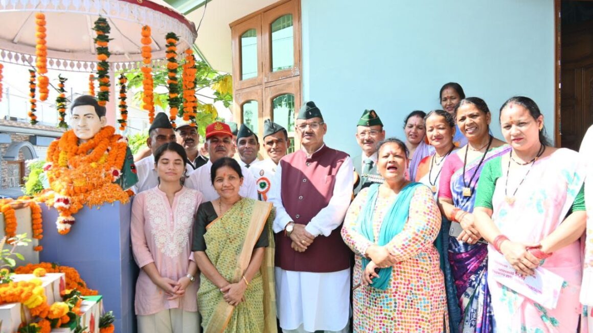 शहीद हवलदार बहादुर सिंह बोहरा की, 18वीं पुण्यतिथि पर मंत्री गणेश जोशी ने दी श्रद्धांजलि।