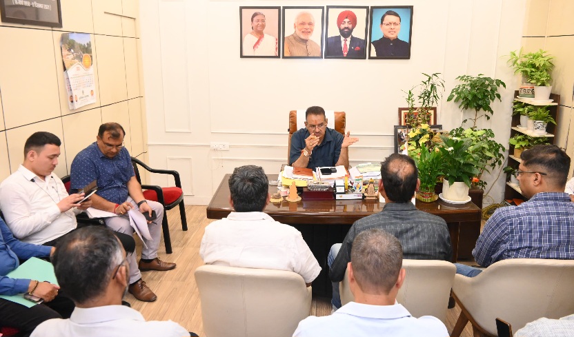 कैबिनेट मंत्री गणेश जोशी ने, अतिवृष्टि से हुए नुकसान की समीक्षा, दिए त्वरित पुनर्निर्माण के निर्देश।