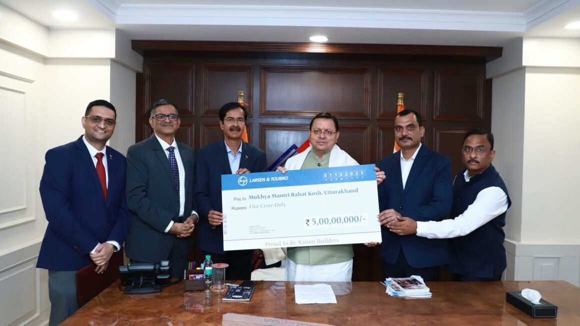 मुख्यमंत्री पुष्कर सिंह धामी से नई दिल्ली में, लार्सन एंड टुब्रो (L&T) के प्रतिनिधिमंडल ने की शिष्टाचार भेंट।