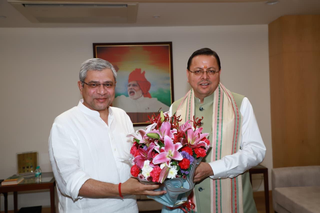 सीएम धामी ने केन्द्रीय रेल मंत्री अश्विनी वैष्णव से भेंट कर, उत्तराखण्ड में रेल अवसंरचना के विकास पर की चर्चा।