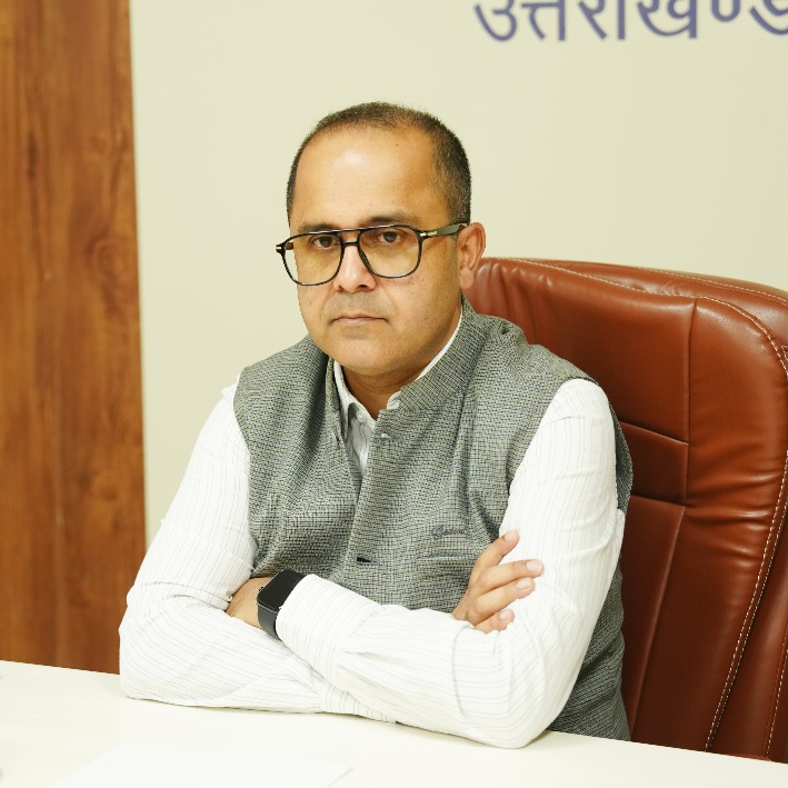 त्यौहारों के दौरान सुचारू यातायात व्यवस्था के लिए, सचिव गृह ने ली बैठक, देहरादून में विशेष प्रबंध के दिए निर्देश।