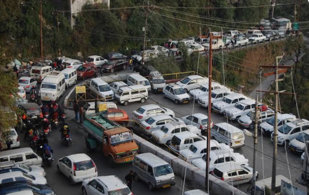 उत्तराखण्ड में लागू होगा “ग्रीन सेस”- राज्य गठन के 25 वर्ष पूर्ण होने पर सरकार की नई पहल।