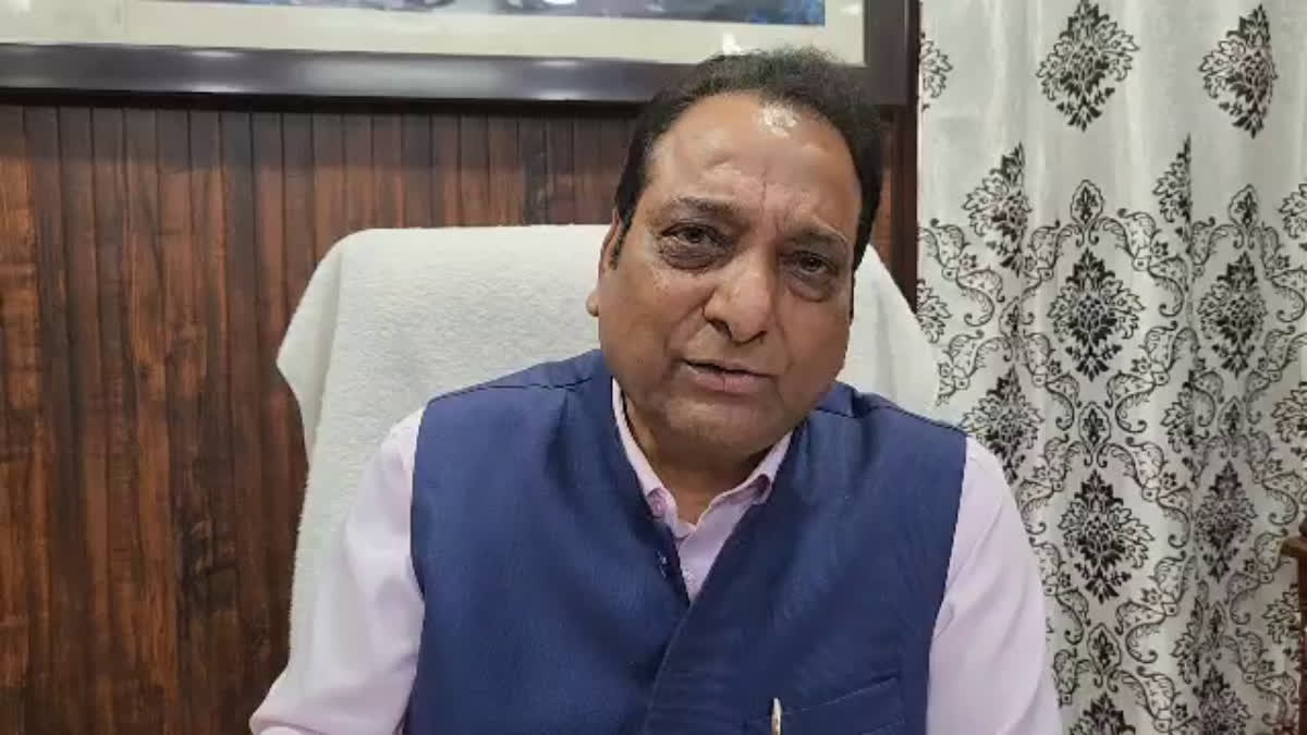 लंबे राजनैतिक जीवन में कार्यकर्ताओं में जो विष भरा, उसका पश्चाताप कर रहे हैं हरदा, विनोद चमोली।