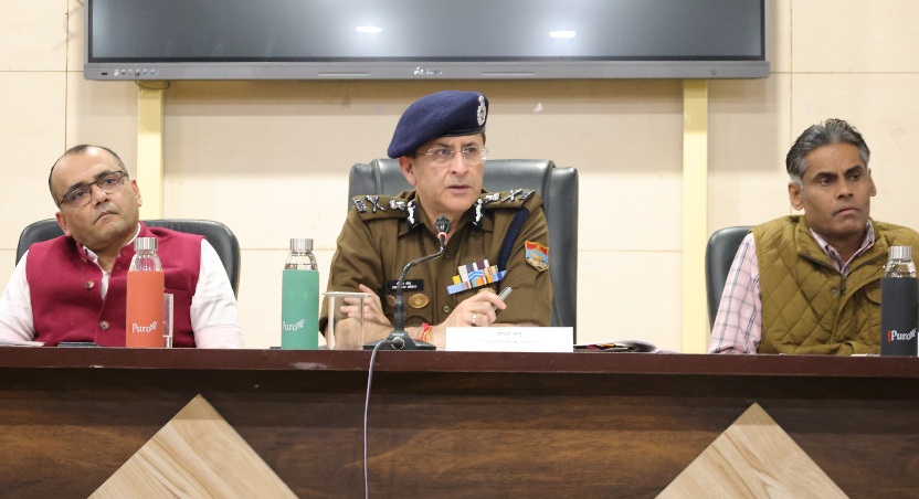 पीएम मोदी के दौरे की सुरक्षा लेकर, डीजीपी ने सतर्कता बरतने के दिए निर्देश, सुरक्षा व्यवस्था में 3000 से अधिक पुलिस कर्मी तैनात।