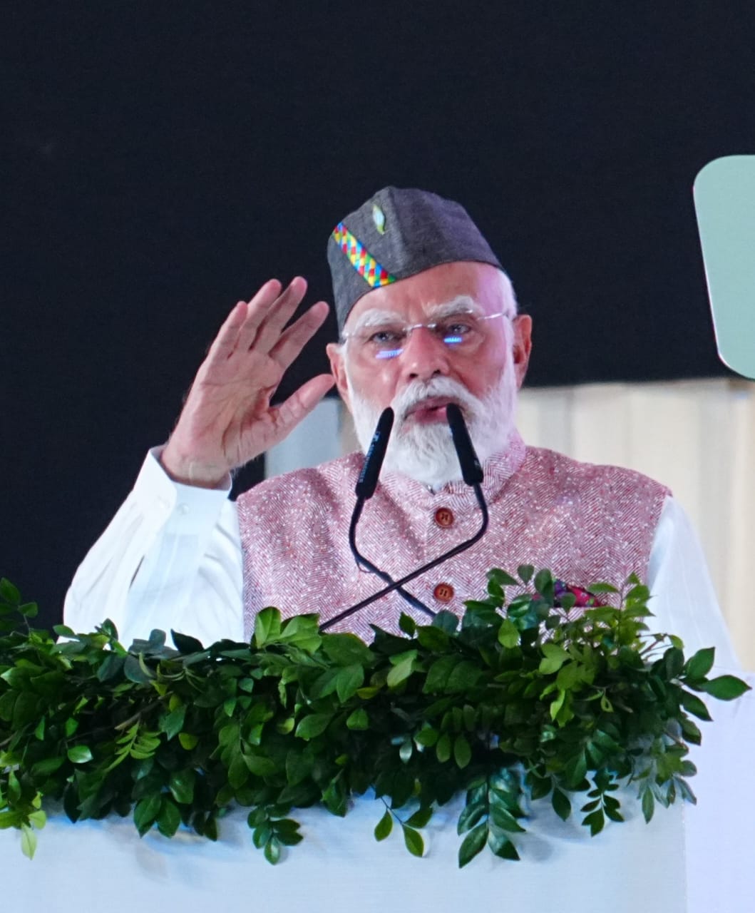 पहाड़ी बोली, पहाड़ी टोपी, पीएम का हर अंदाज पहाड़ी, रजत जयंती कार्यक्रम में उत्तराखंड से, गहरा कनेक्ट कर गए पीएम मोदी।