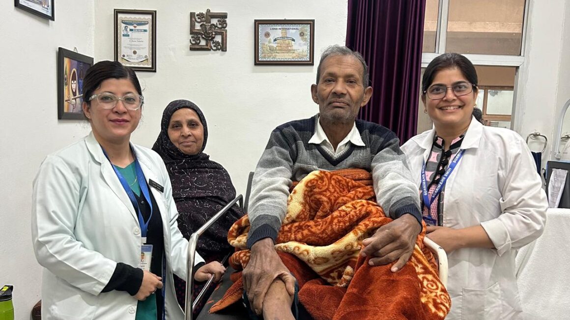 श्री महंत इन्दिरेश अस्पताल में, माइक्रोसर्जरी द्वारा सफल इलाज।