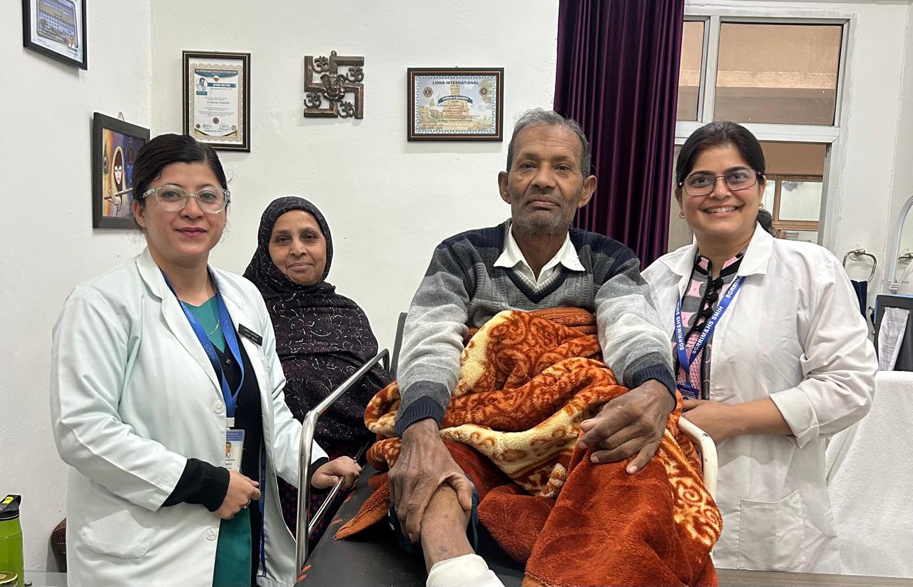 श्री महंत इन्दिरेश अस्पताल में, माइक्रोसर्जरी द्वारा सफल इलाज।