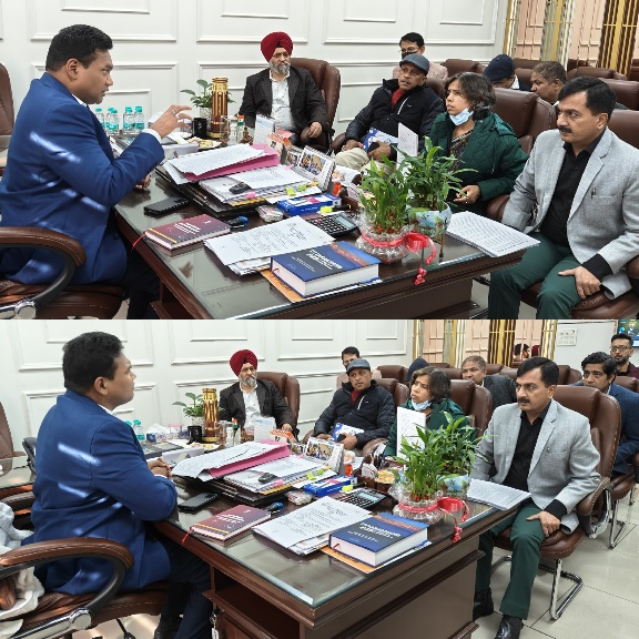 स्वास्थ्य सचिव के हस्तक्षेप से दून मेडिकल कॉलेज में, सफाई कर्मचारियों की हड़ताल समाप्त, सफाई व्यवस्था बहाल।