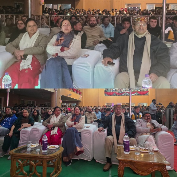 मसूरी विंटरलाइन कार्निवाल के समापन अवसर पर हुए सम्मिलित, कैबिनेट मंत्री गणेश जोशी।