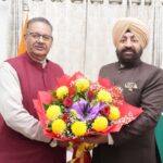 राजभवन का नाम लोक भवन होने पर, राज्यपाल को बधाई एवं शुभकामनाएं दी, कैबिनेट मंत्री गणेश जोशी।