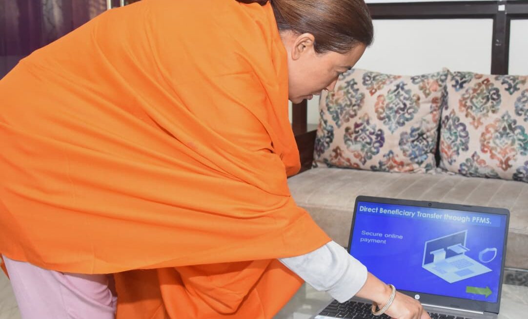 वात्सल्य योजना के तहत लाभार्थियों को, 3 करोड़ 9 लाख रुपए खातों में किए ट्रांसफर, मंत्री रेखा आर्या।