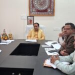 सहकारी बैंकों में एनपीए वसूली को चलायें विशेष अभियान, डॉ धन सिंह रावत।