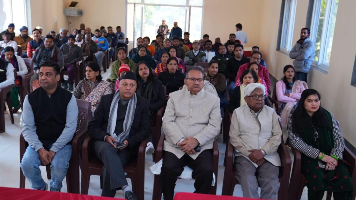 कैबिनेट मंत्री गणेश जोशी ने, ‘मन की बात’ का 129वां संस्करण सुना, बोले कार्यक्रम समाज को दिशा देने वाला प्रेरणास्रोत।