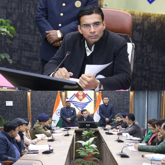  गणतंत्र दिवस समारोह की तैयारियों को लेकर, डीएम सविन बंसल ने ली महत्वपूर्ण बैठक, दिए दिशा निर्देश। 