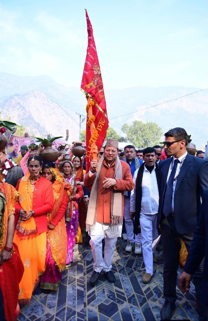 मुख्यमंत्री ने किया क्षेत्रीय जनता से संवाद रणकोची धाम से लिया जनकल्याण का संकल्प।