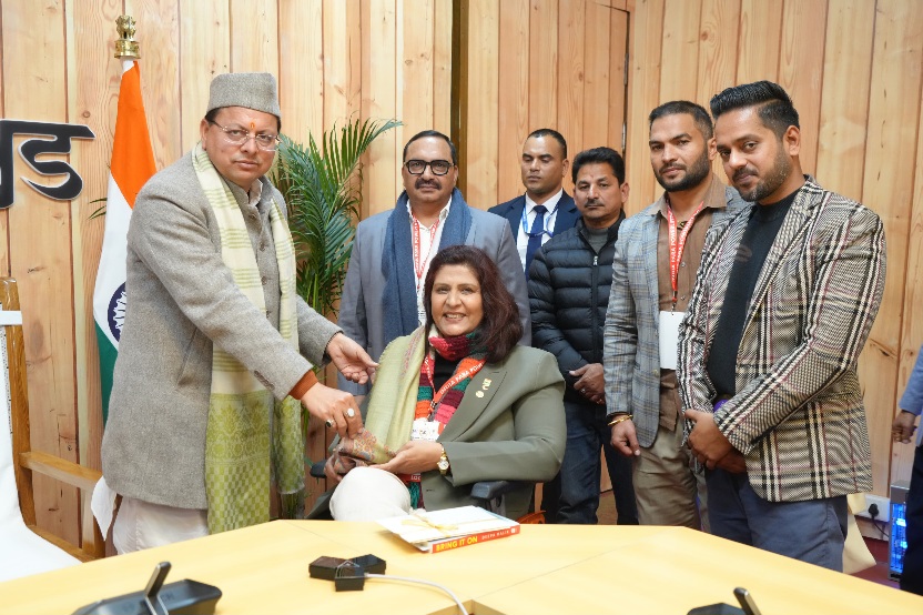 मुख्यमंत्री पुष्कर सिंह धामी से, डॉ. दीपा मलिक ने की शिष्टाचार भेंट।