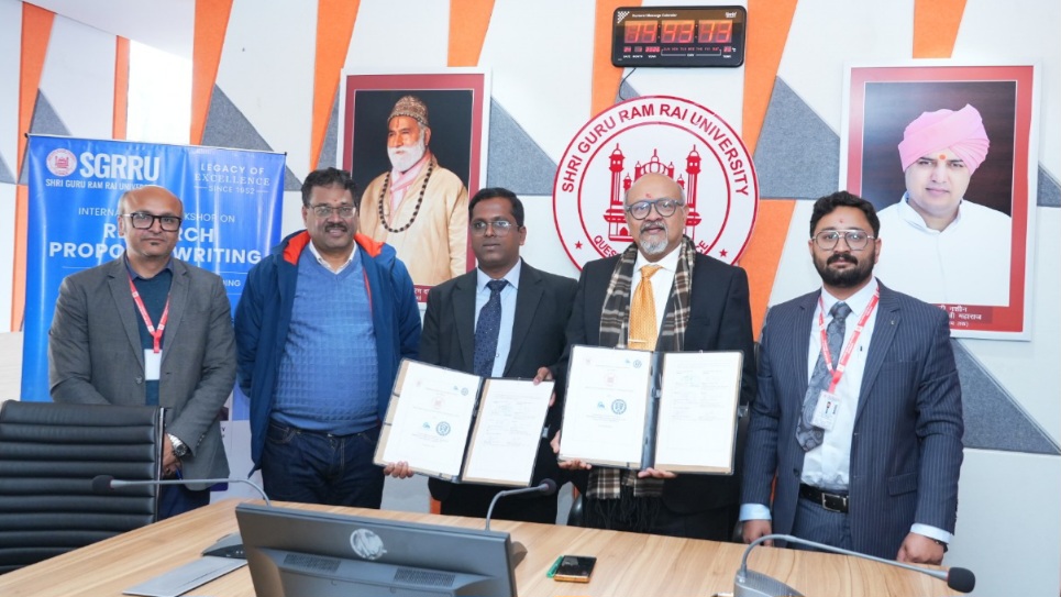 एसजीआरआर विश्वविद्यालय में, वैश्विक अनुसंधान अनुदान पर अन्तर्राष्ट्रीय कार्यशाला में, विशेषज्ञों ने दिखाई वैश्विक तस्वीर।