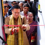 मुख्यमंत्री पुष्कर सिंह धामी ने, छात्र कौशल संवर्धन हेतु लैब ऑन व्हील्स, इंफोसिस स्प्रिंगबोर्ड का किया फ्लैग ऑफ।