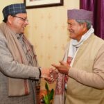 मुख्यमंत्री पुष्कर सिंह धामी ने, पूर्व मुख्यमंत्री हरीश रावत से शिष्टाचार भेंट कर जाना कुशलक्षेम।