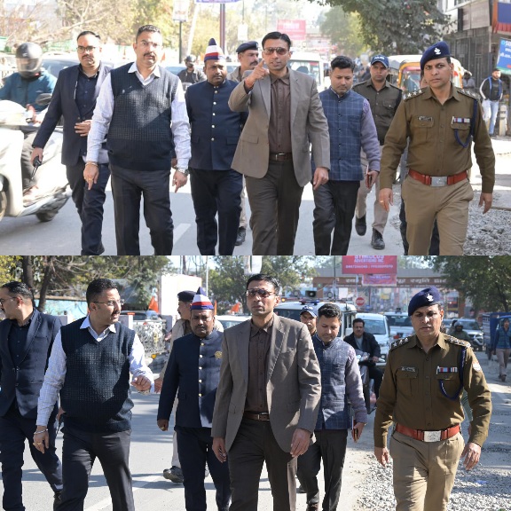 जिला प्रशासन का एक्शन, रोड़ कटिंग शर्तों का उल्लंघन, यूपीसीएल की अनुमति निरस्त।