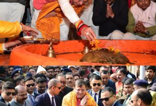 मुख्यमंत्री पुष्कर धामी ने, वनखंडी महादेव मन्दिर में आयोजित, महाशिवरात्रि मेले का किया शुभारम्भ।