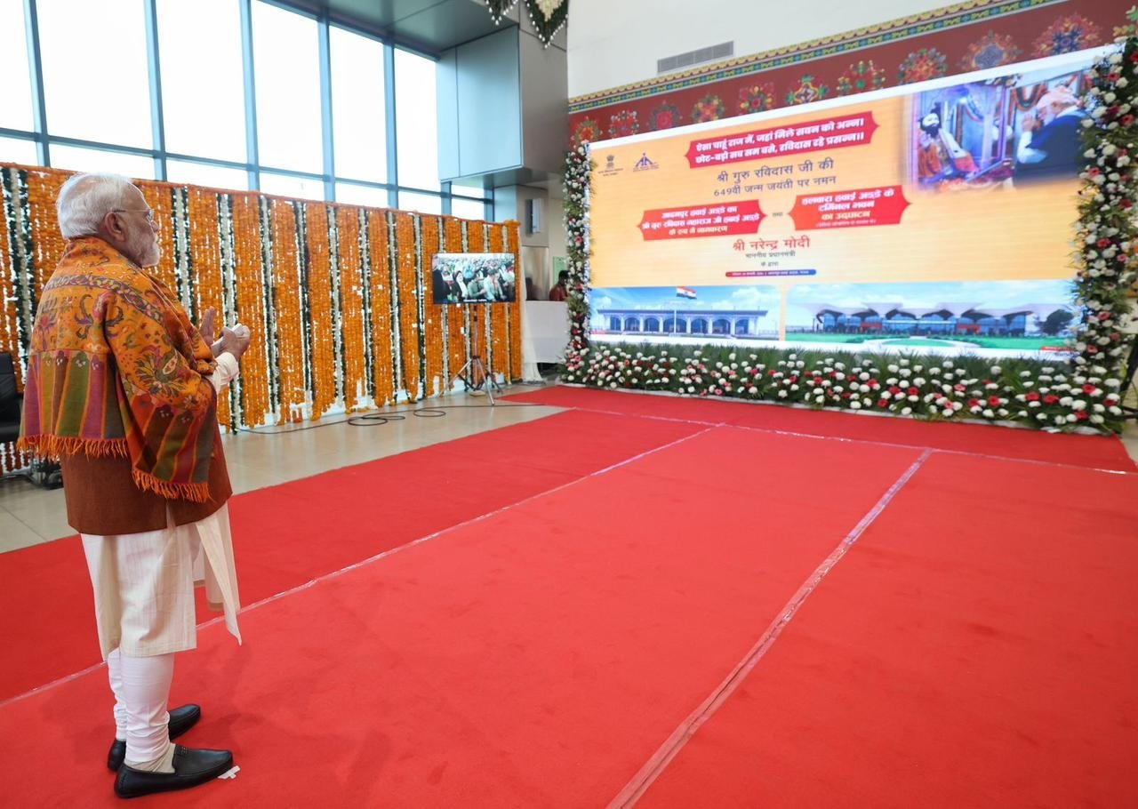 प्रधानमंत्री मोदी द्वारा आदमपुर हवाई अड्डे को, गुरु रविदास महाराज के नाम समर्पित करना, सामाजिक समरसता की दिशा में ऐतिहासिक कदम, मुख्यमंत्री धामी।