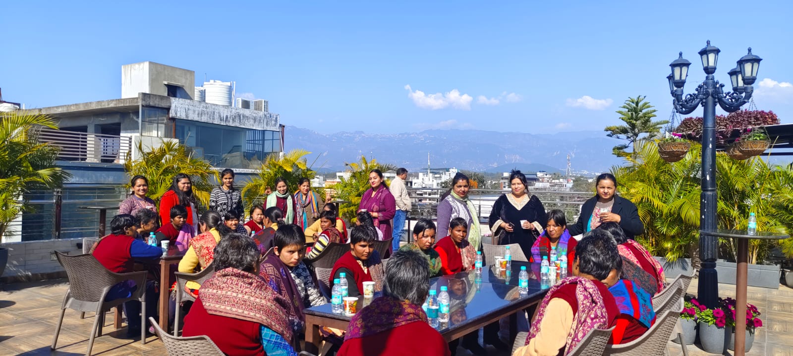 डीएम सविन बंसल की संवेदनशील पहल, नारी निकेतन की संवासिनियों को मिला आत्मीयता व स्नेह का अनुभव।