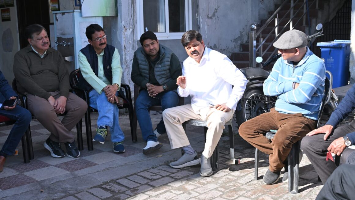 गणेश गोदियाल की अध्यक्षता में, कांग्रेस नेताओं की अहम बैठक, 16 फरवरी को लोक भवन घेराव को लेकर हुई चर्चा। 