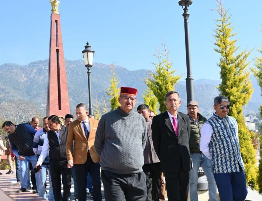 निर्माणाधीन सैन्यधाम के अंतिम चरणों के निर्माण कार्यों का किया निरीक्षण, सैनिक कल्याण मंत्री गणेश जोशी।