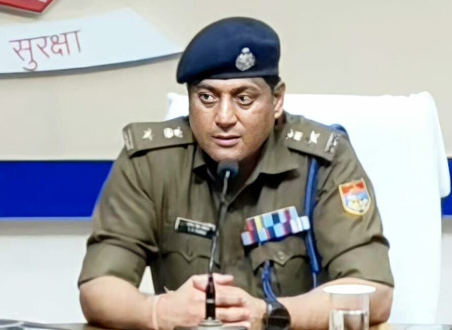 एसएसपी देहरादून प्रमेन्द्र डोबाल की, पहली बैठक में सख्त तेवर लापरवाही बर्दाश्त नहीं।