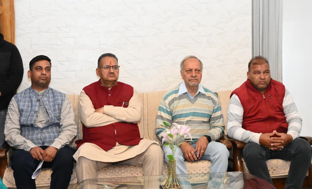 प्रधानमंत्री मोदी के मासिक रेडियो कार्यक्रम, ‘मन की बात’ के 131वें संस्करण को सुना, कैबिनेट मंत्री गणेश जोशी।