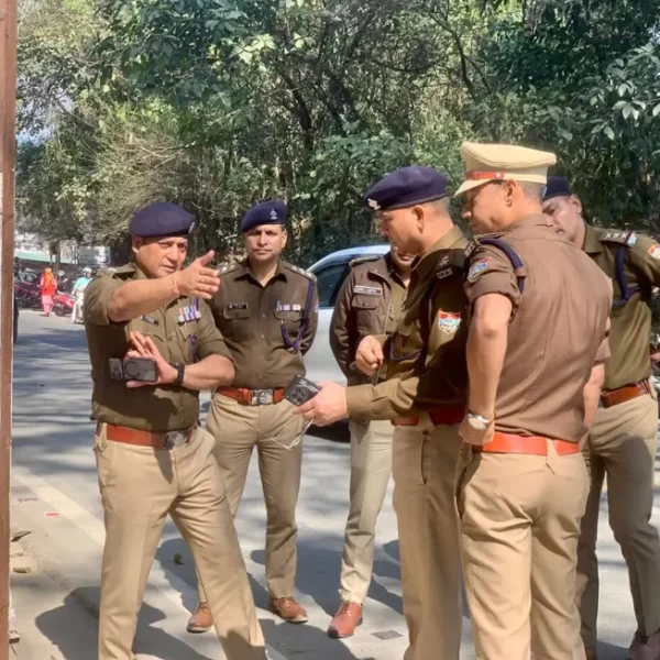 देहरादून के नए कप्तान सुरक्षा व्यवस्थाओं का जायजा लेनेे उतरे ग्राउड जीरो पर।