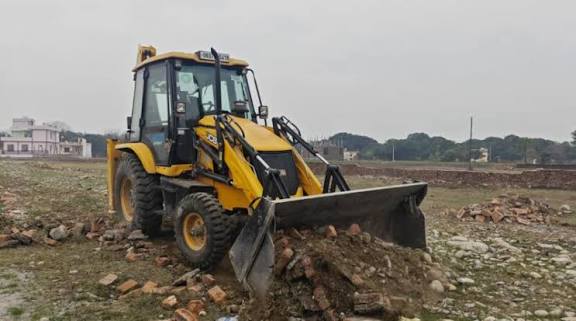 एमडीडीए की सख़्त कार्रवाई, अवैध प्लॉटिंग पर चला पीला पंजा, 10 बीघा भूमि पर किया गया ध्वस्तीकरण।