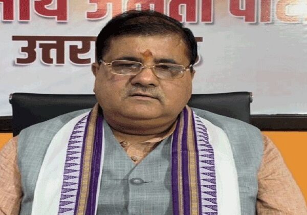 महेंद्र भट्ट ने की गोचर में दिल्ली, देहरादून, पंतनगर से नियमित उड़ान की मांग।