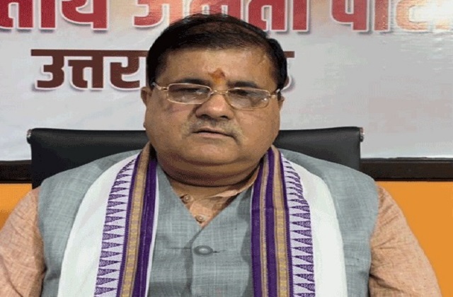 भाजपा सबको अपनाती है, कांग्रेस अपनों को भी नहीं स्वीकारती, महेंद्र भट्ट।