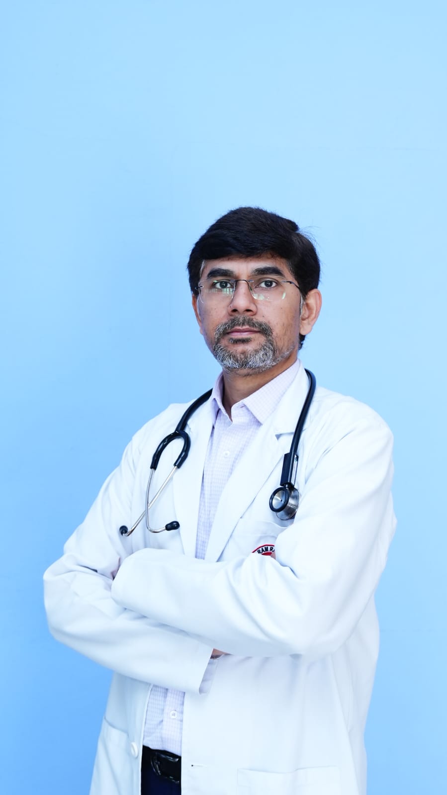 श्री महंत इन्दिरेश अस्पताल में, सुपरस्पेशलिस्ट कंसलटेंट, इंटरवेंशनल पेन फिजीशियन की सेवाएं शुरू।