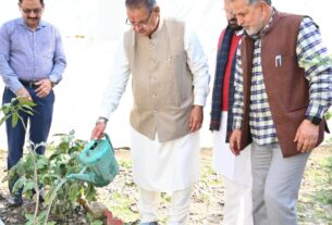 केंद्रीय कृषि मंत्री शिवराज सिंह चौहान के, जन्मदिवस पर कृषि मंत्री गणेश जोशी ने किया पौधरोपण।