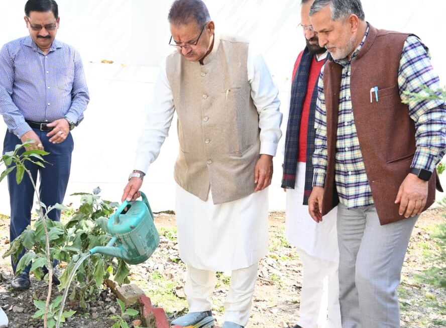 केंद्रीय कृषि मंत्री शिवराज सिंह चौहान के, जन्मदिवस पर कृषि मंत्री गणेश जोशी ने किया पौधरोपण।