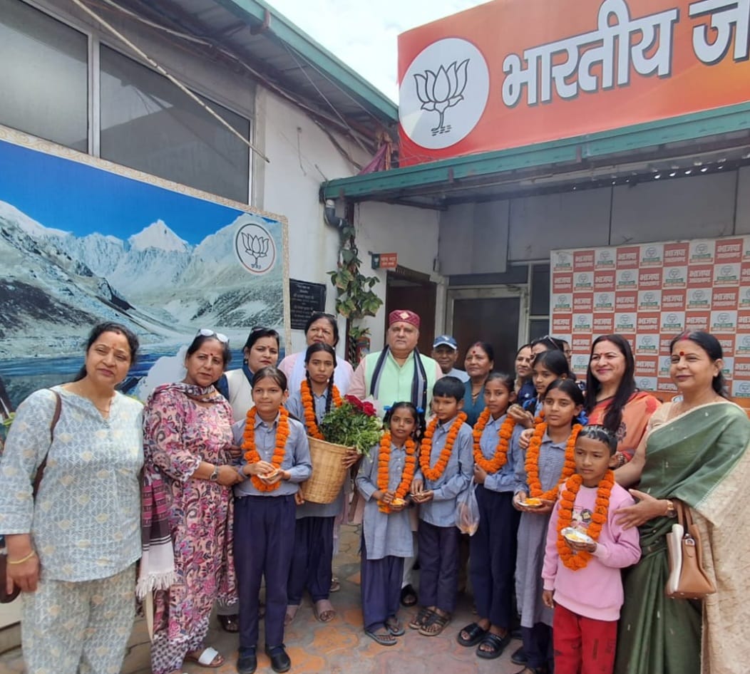 फूलदेई से सांस्कृतिक विरासत जीवंत रखने के लिए प्रदेशवासियों को बधाइयां, महेंद्र भट्ट।