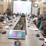 डीएम सविन बसंल के निर्देशो के अनुपालन में, जनता दर्शन में 162 शिकायतें हुई प्राप्त, समयबद्ध निस्तारण के दिए निर्देश। 