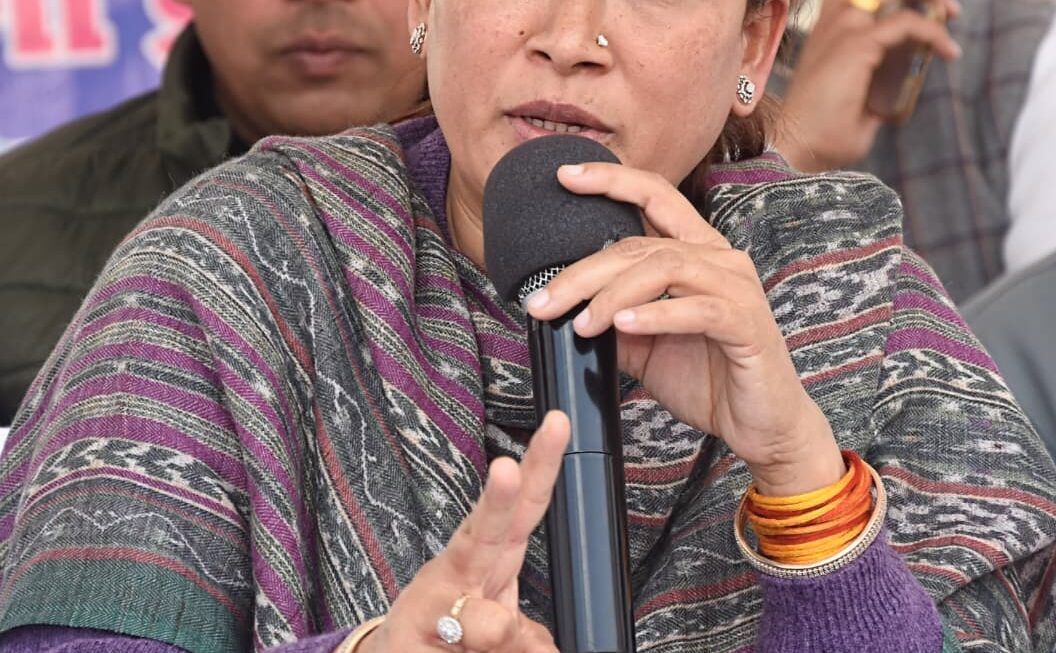 मंत्री रेखा आर्या ने किया, 110 शिकायतों का मौके पर ही निस्तारण।