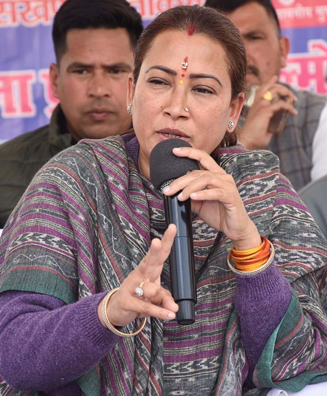 मंत्री रेखा आर्या ने किया, 110 शिकायतों का मौके पर ही निस्तारण।