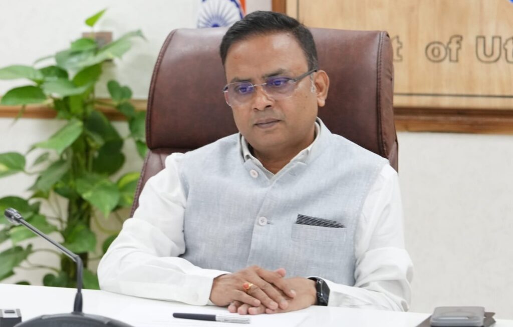 चारधाम यात्रा मार्गों पर समानांतर प्रणाली से भी हो सफाई व्यवस्था, प्रमुख सचिव। 