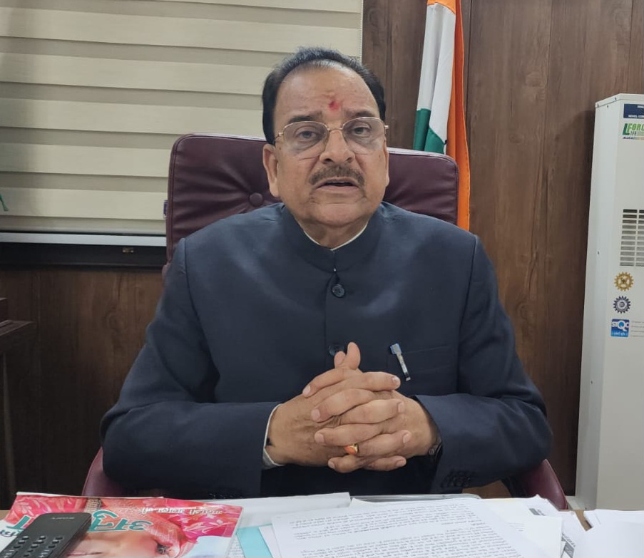 कैबिनेट विस्तार पर अजय भट्ट ने दी बधाई, नए मंत्रियों से विकास को मिलेगी गति।