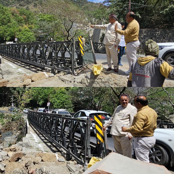 मसूरी-देहरादून मार्ग पर बन रहे, वैली ब्रिज के निर्माण कार्य का किया निरीक्षण, कैबिनेट मंत्री गणेश जोशी।