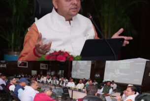 मुख्यमंत्री धामी ने की 5 विधानसभाओं की, सीएम घोषणाओं की समीक्षा, विकास कार्यों में देरी पर अधिकारियों की तय होगी जिम्मेदारी।