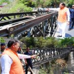 मुख्यमंत्री धामी ने मसूरी रोड स्थित शिव मंदिर के, निर्माणाधीन पुल का स्थलीय निरीक्षण कर अधिकारियों को दिए निर्देश।